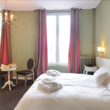 Le H - & Restaurant Hotel