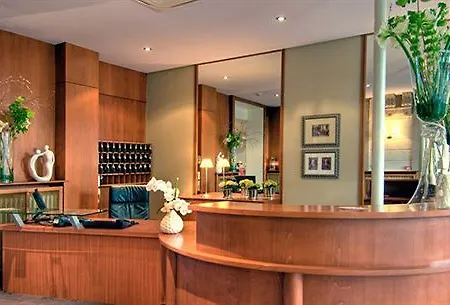 Le H - & Restaurant 3* Barr