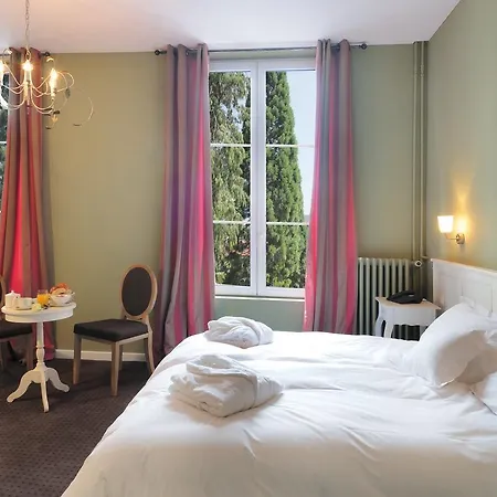 Le H - & Restaurant 3*