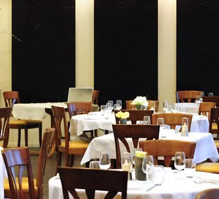 Hotel Le H - & Restaurant
